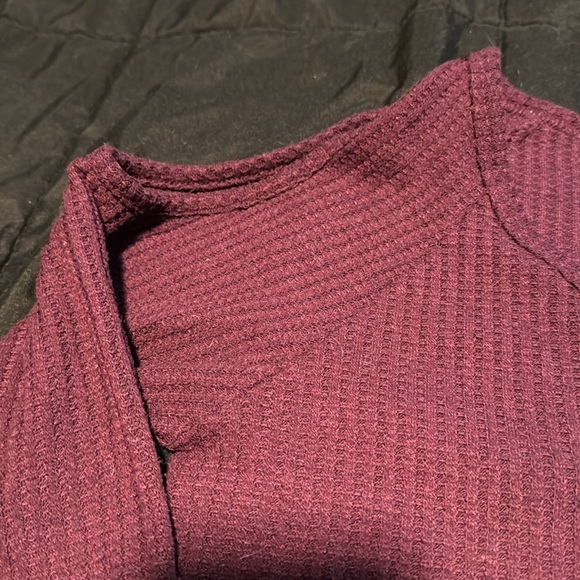 Maroon Sweater - Picture 3 of 4